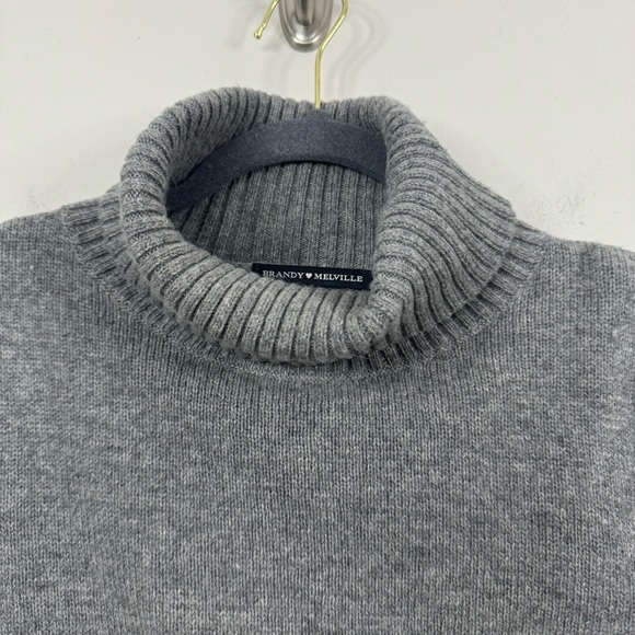 BRANDY MELVILLE Cassia Turtleneck Cowl Sweater Gray Size OS Small Wool Blend - Picture 5 of 9